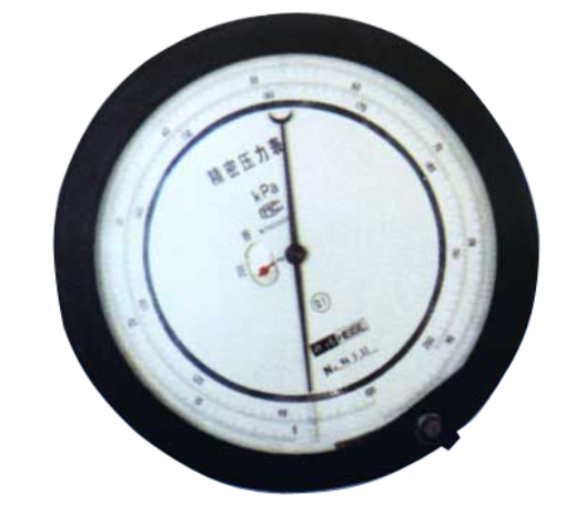 CM、CMM型精密压力表
